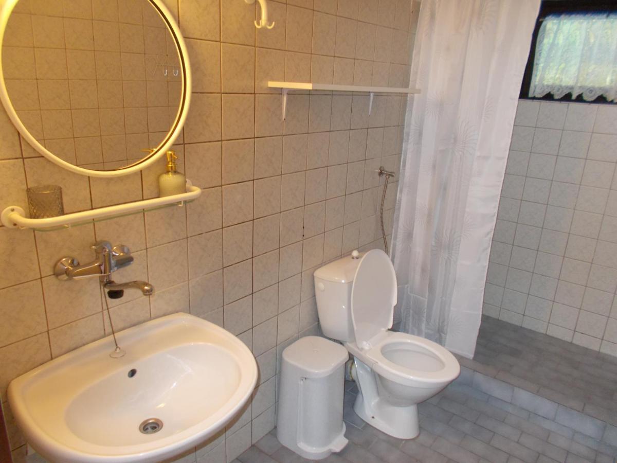Pension Tara Teplice nad Metují Esterno foto